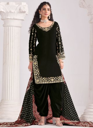 Silk Salwar Suit In Black