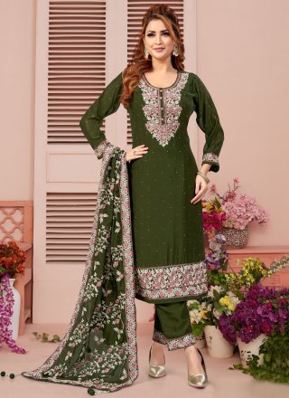 Silk Salwar Suit In Green Color