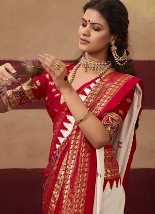 Simplistic Red Silk Traditional Saree with Jacquard Work