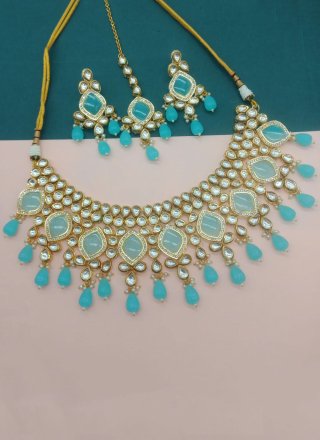 Staring Aqua Blue Beads and Stone Work Necklace Set