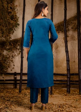 Tantalizing Teal Silk Blend Salwar Suit with Embroidered Work