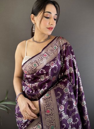 Weaving and Zari Work Banarasi Silk Classic Saree In Purple Color