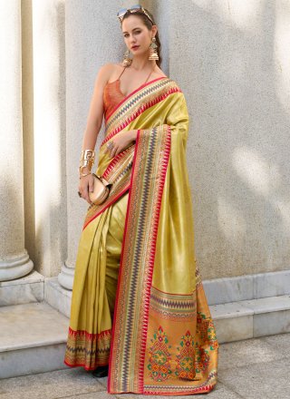 Weaving and Zari Work Silk Designer Saree In Green and Mustard