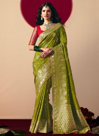 Weaving Work Viscose Classic Saree In Red for Ceremonial