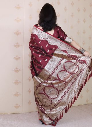 Woven Work Banarasi Silk Contemporary Saree In Brown