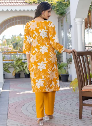 Yellow Blended Cotton Print Work Casual Kurti for Casual