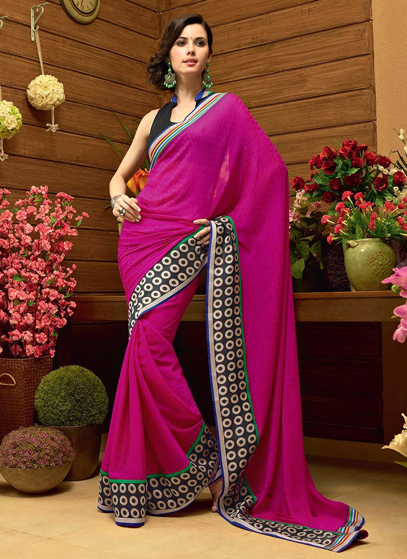 Plain Saree - Buy Plain Simple Saree for Women with Border Online |  Fabcurate