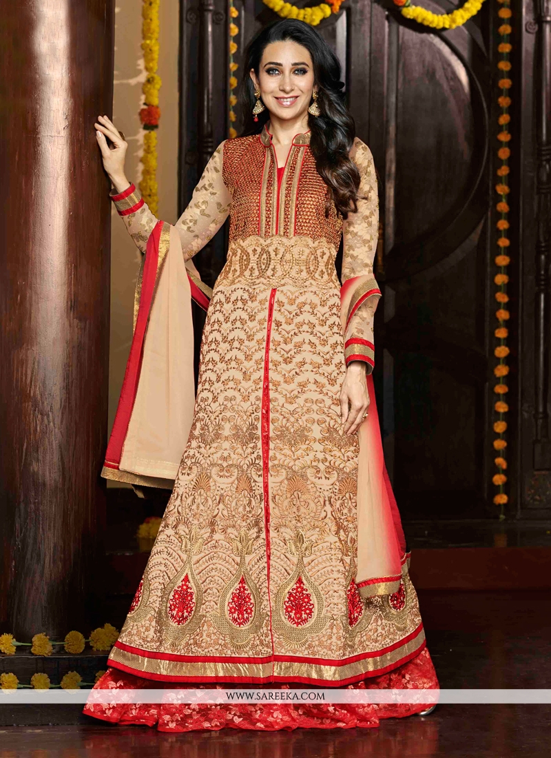 karishma kapoor in lehenga
