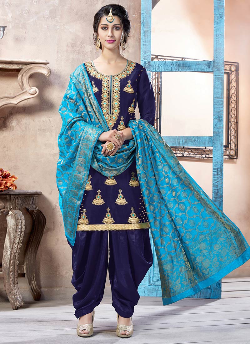 Dark blue Jaam cotton suit | Punjabi fashion, Velvet dress designs, Punjabi  salwar suits