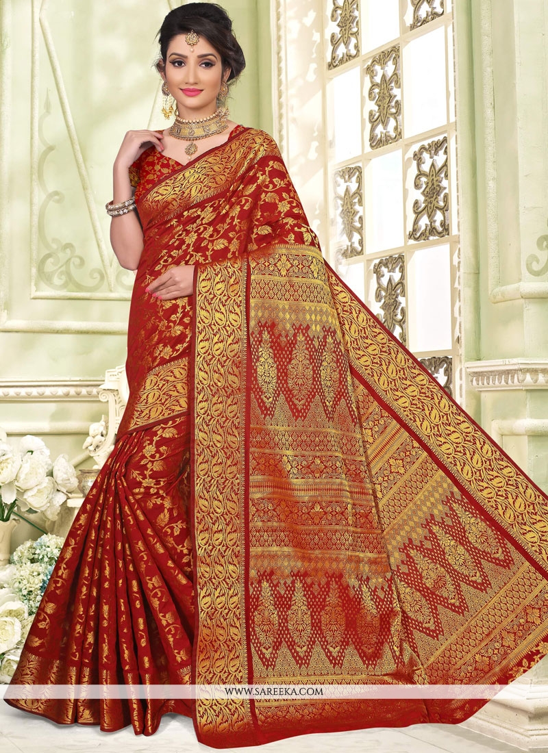 sarees for traditional day