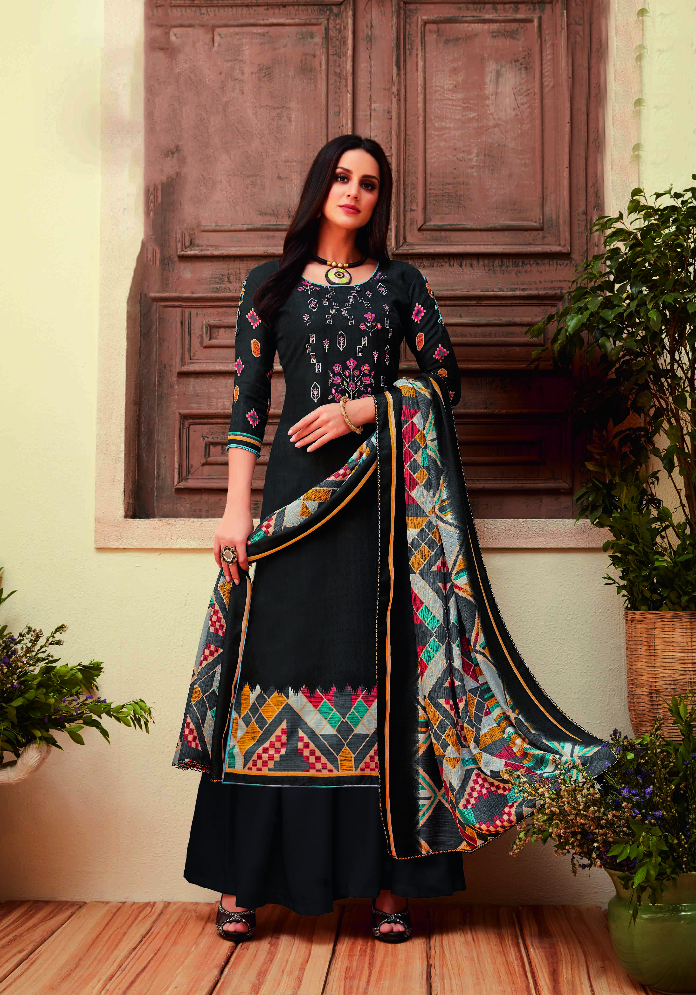 Shop Online Black Pashmina Mehndi Designer Palazzo Salwar Suit : 133671