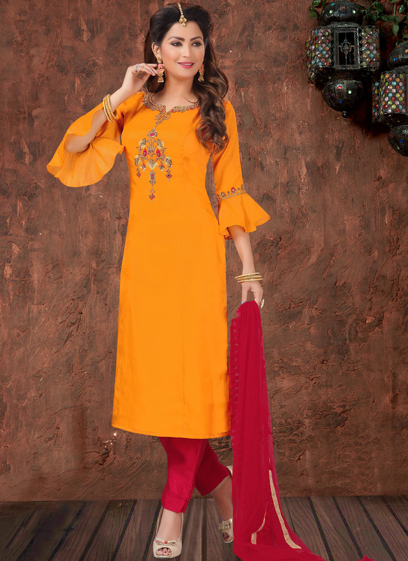 buy-embroidered-readymade-suit-online-136729