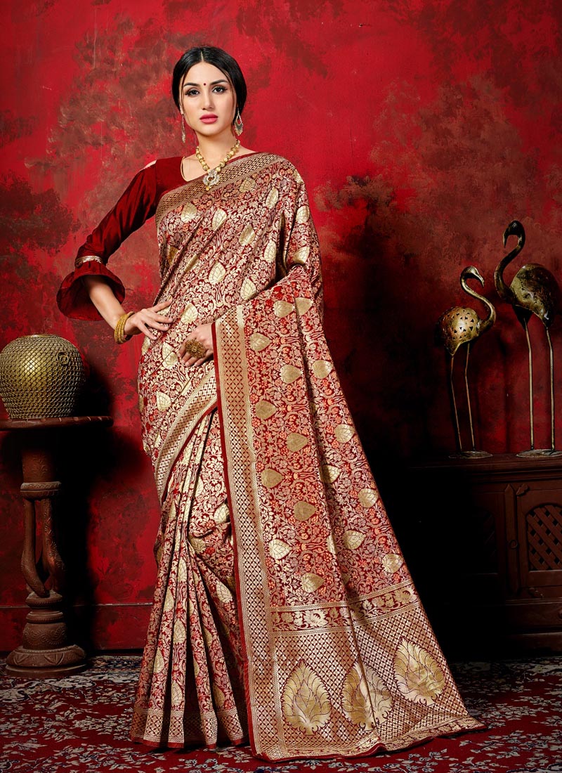 Maroon Banarasi Silk Saree With Zari Weaving Work – Bahuji - Online Fashion  & Lifestyle Store