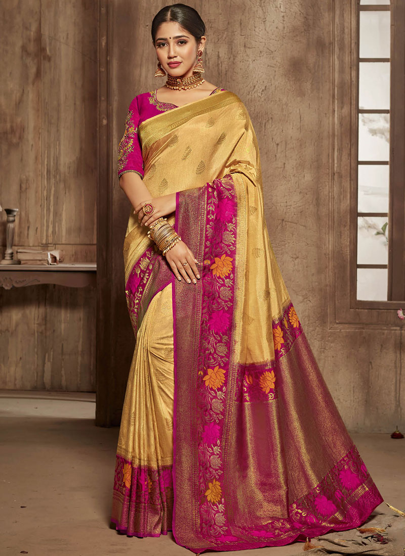 bride in yellow saree