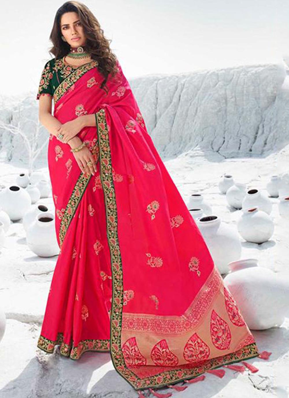 gipio lace saree