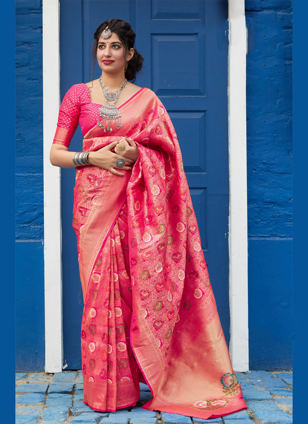 how to wear silk saree in modern style