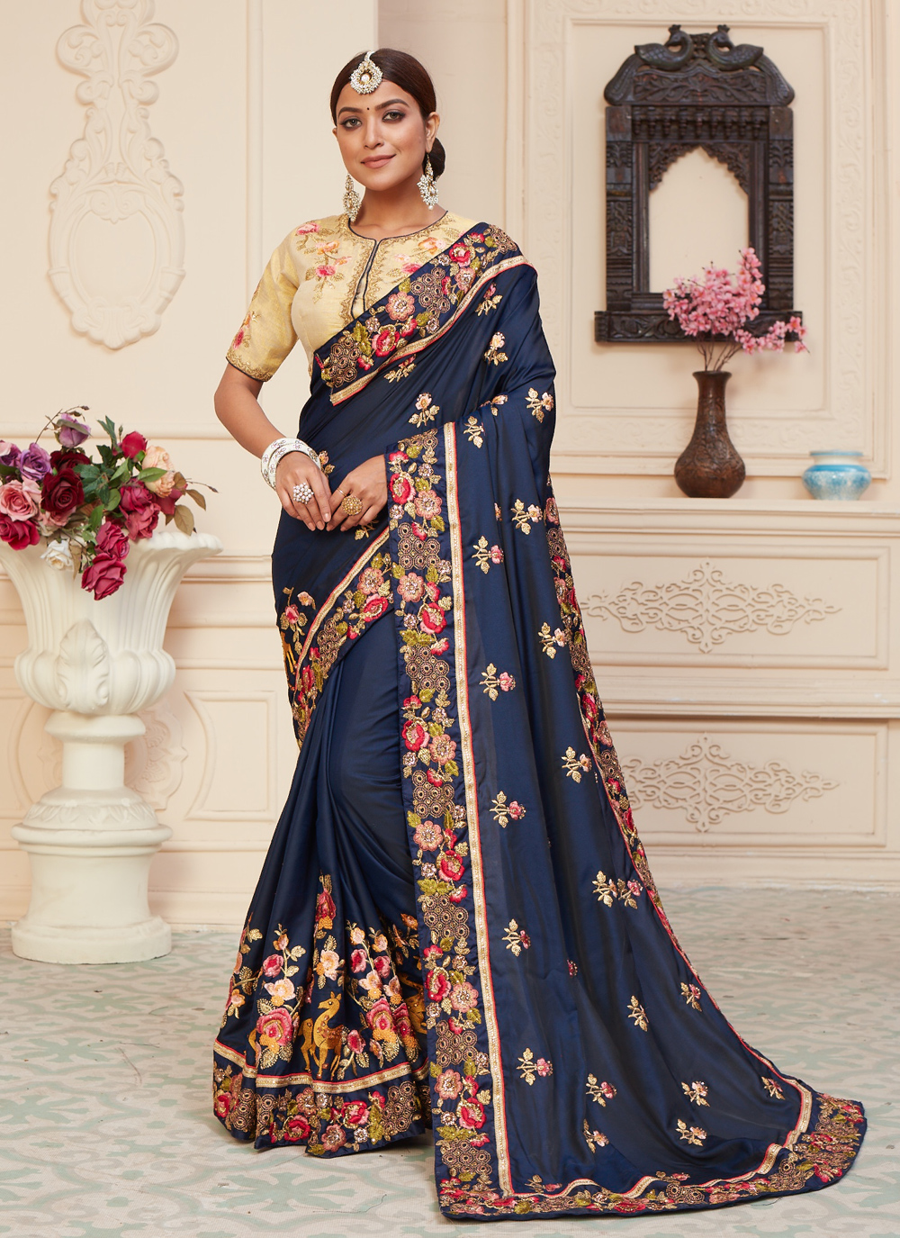 Buy Designer Traditional Saree For Sangeet Online : 184314