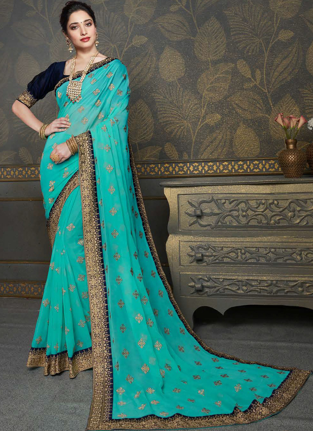 tamanna bhatia in blue saree