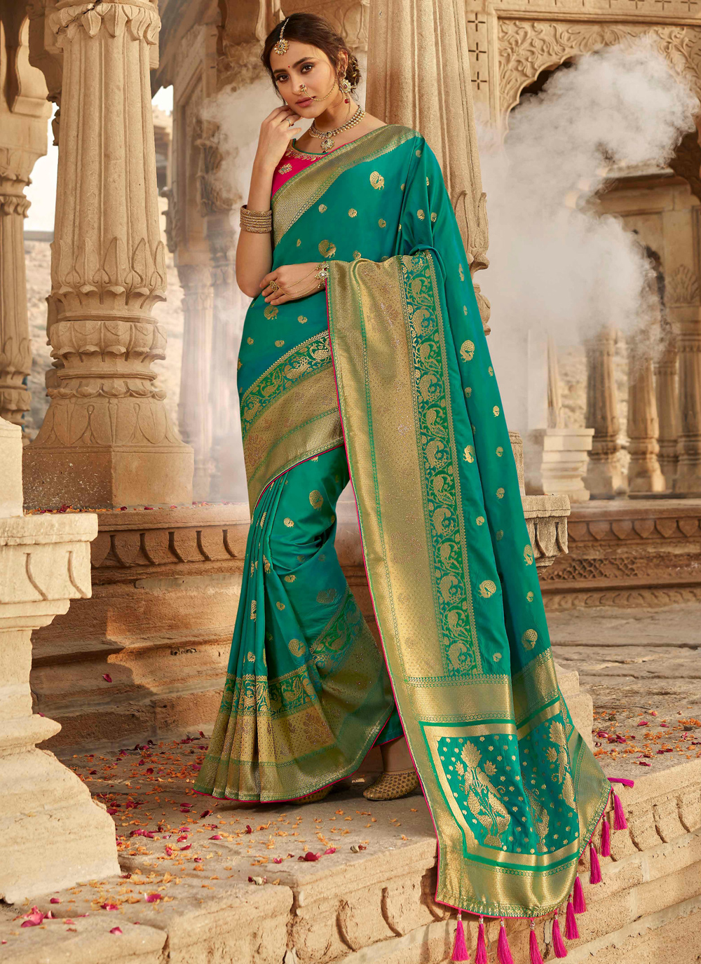 green saree for mehndi function