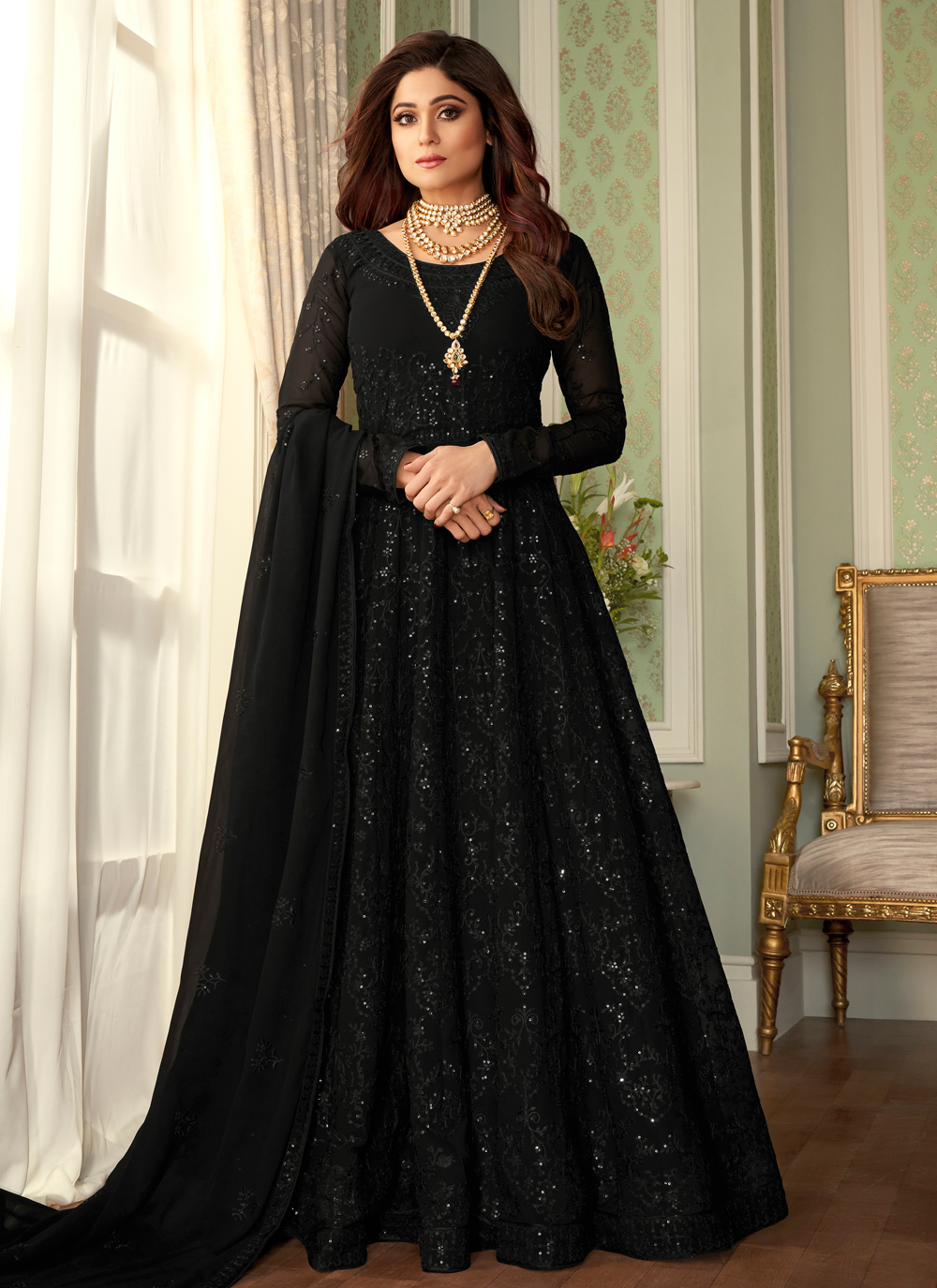 shamita shetty anarkali suit