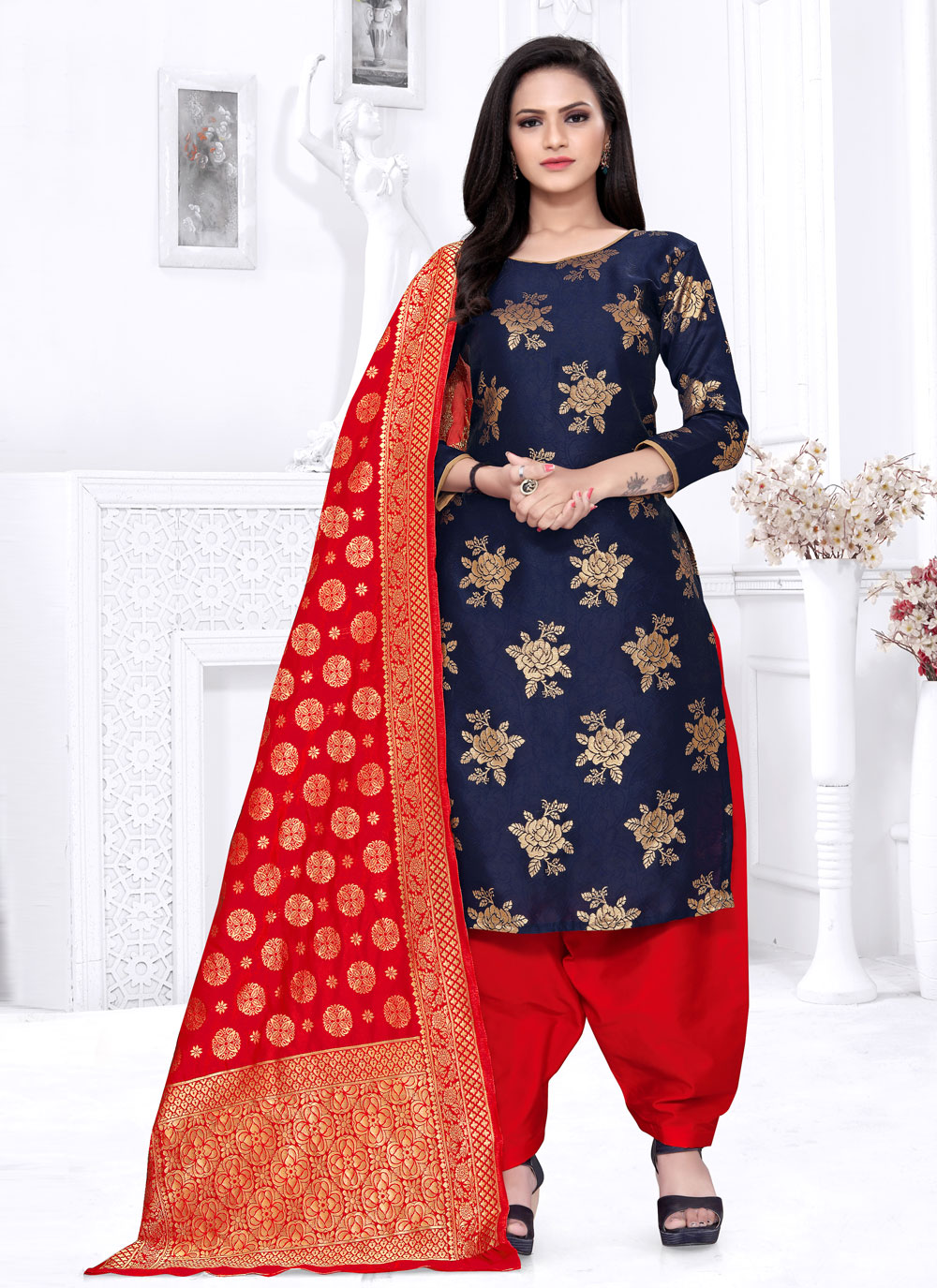 Sareeka shop punjabi suits