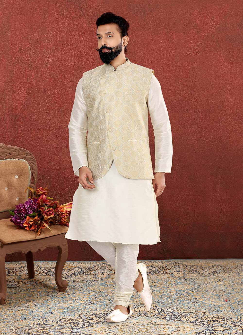 Off white kurta discount pajama with jacket