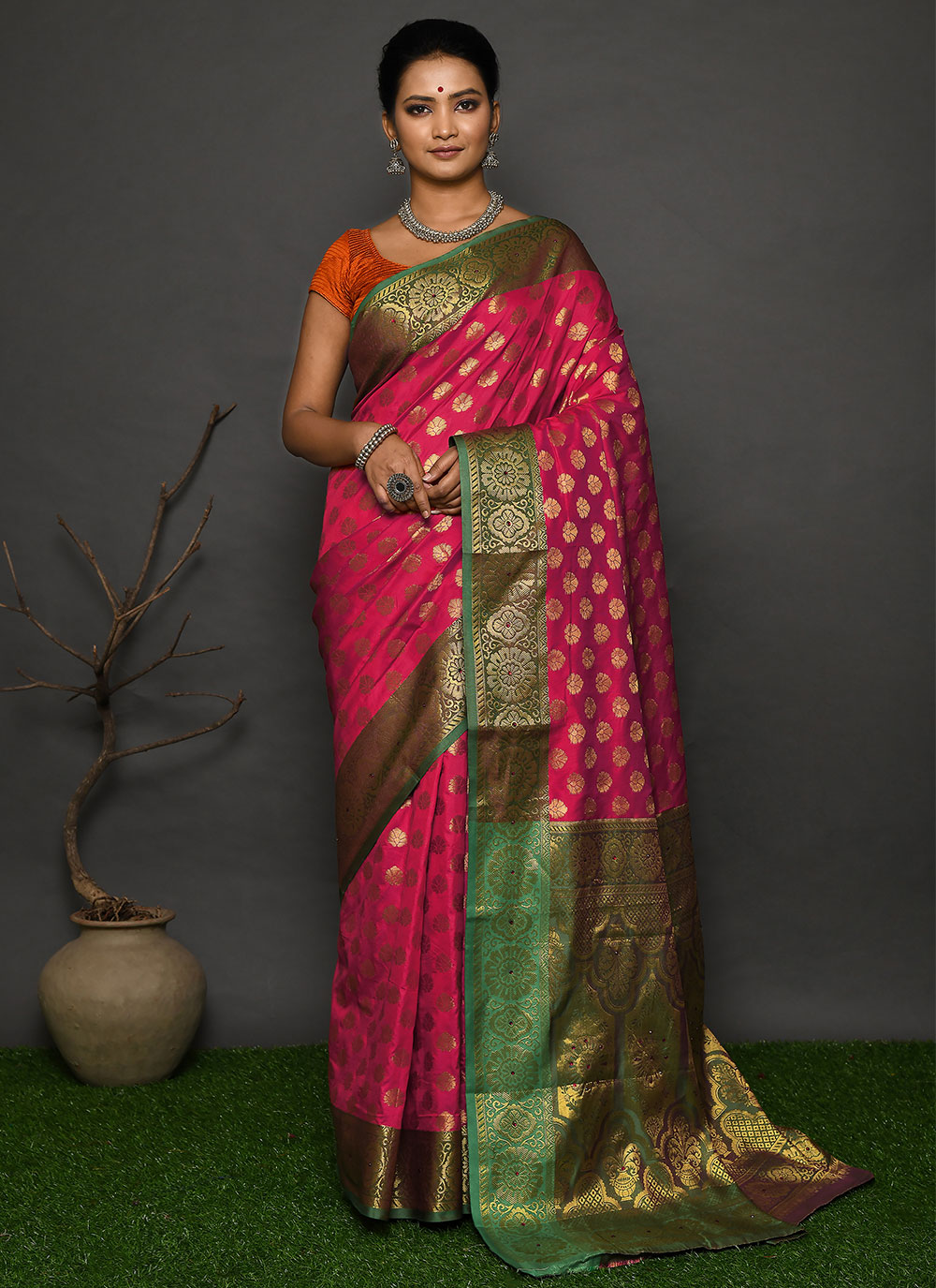 Buy Kanjivaram Silk Weaving Trendy Saree Online : 240965