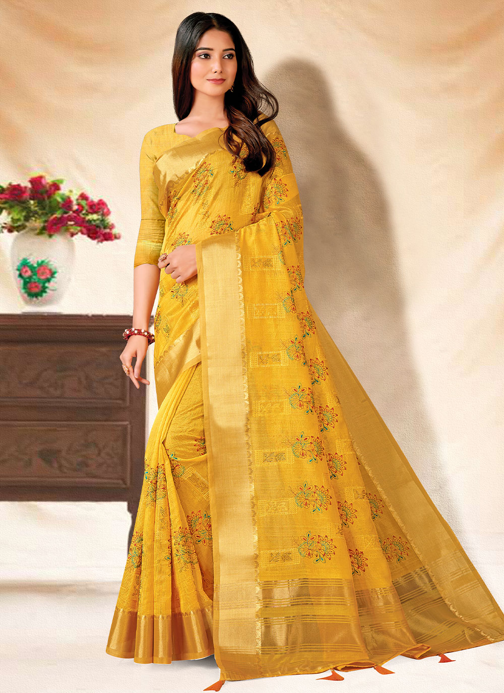 Buy the amazing Fresh Yellow Designer Banarasi Saree on Karagiri | BUY NOW