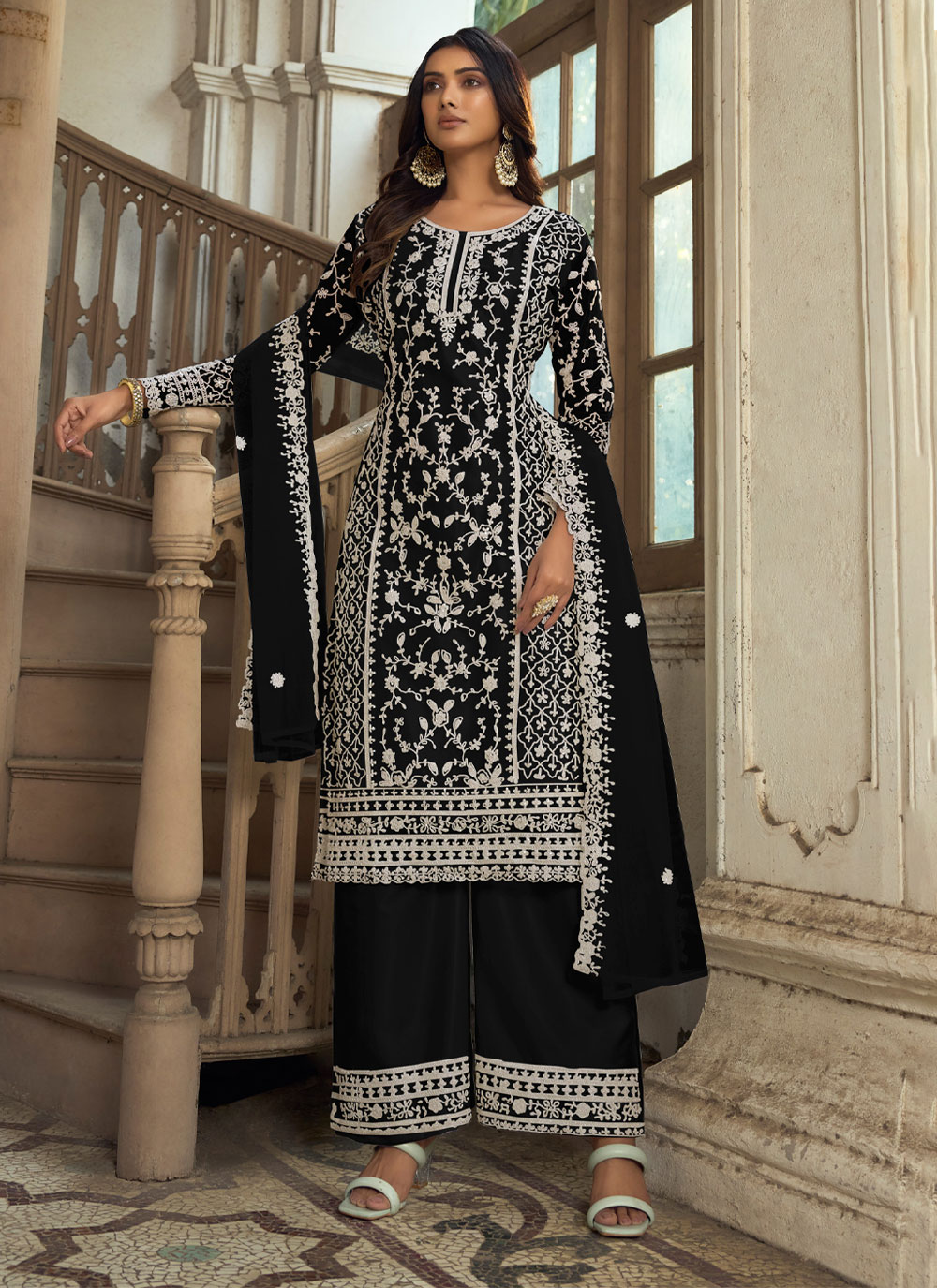 Trendy suit for women discount