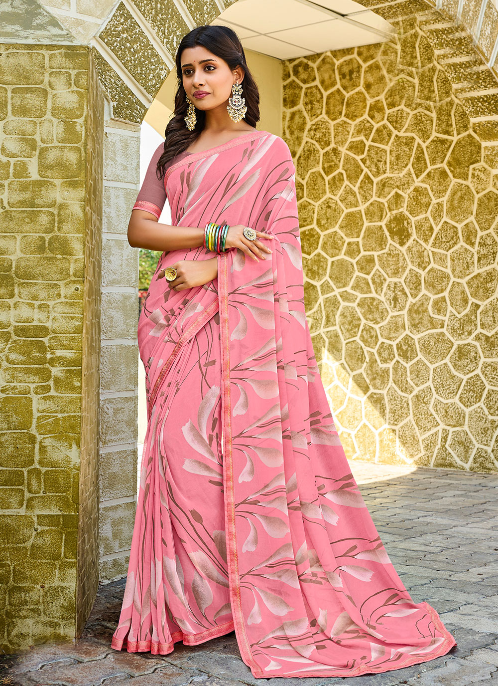 Shop Georgette Contemporary Saree Online : 257843 -