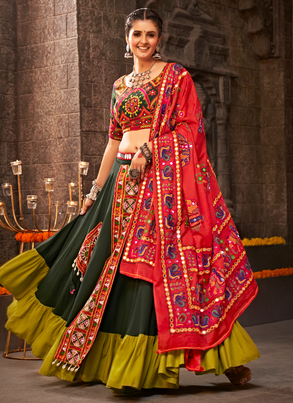 Buy Designer Sarees, Salwar Kameez, Kurtis & Tunic and Lehenga Choli.Nice  Red Lehenga Choli