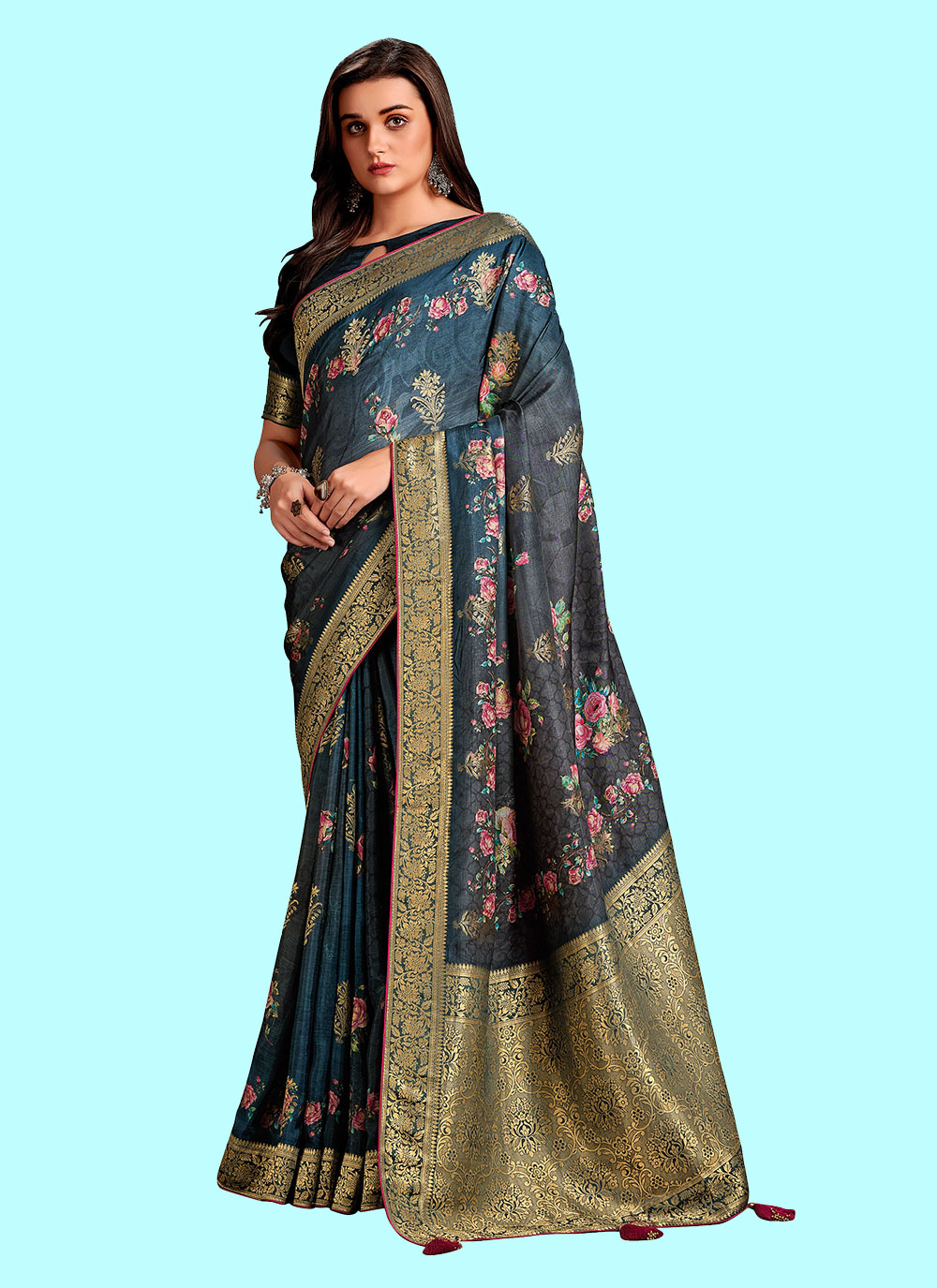 中華のおせち贈り物 silk-trendy-saree-with-digital フラワー・リース