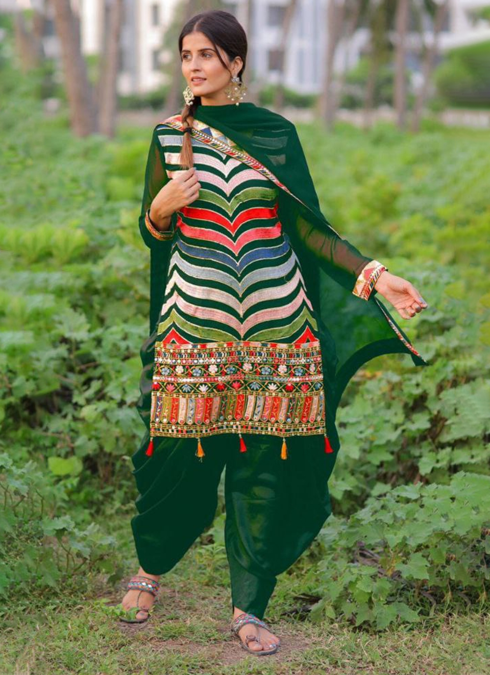 Punjabi suit female best sale