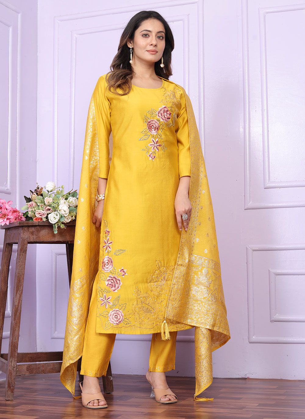 Buy Online Yellow Silk Trendy Suit with Hand Work for Women : 290594